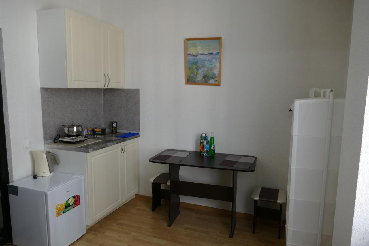 Apartments Na Beregu Sukhumi Exteriör bild