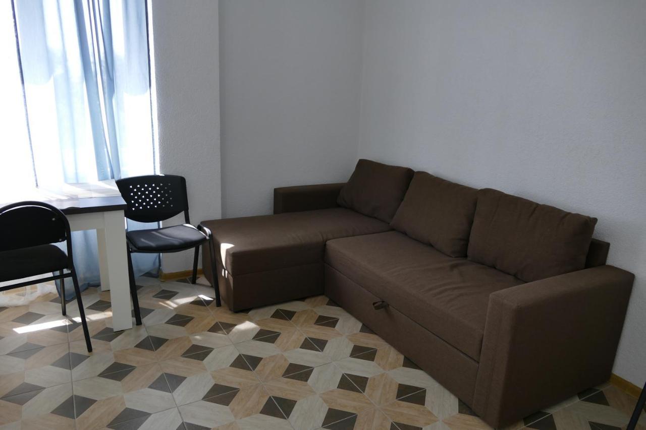 Apartments Na Beregu Sukhumi Exteriör bild