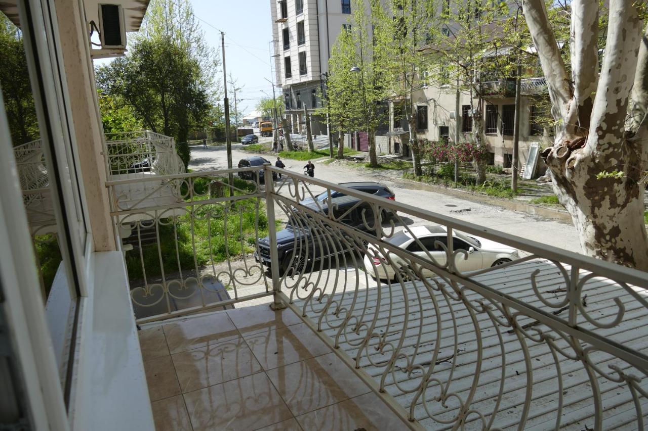 Apartments Na Beregu Sukhumi Exteriör bild